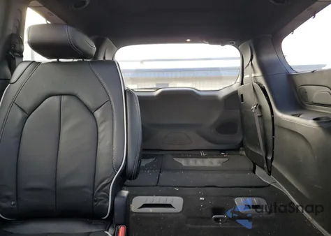 2025 Chrysler Pacifica Limited z USA, uszkodzony, nr VIN 2C4RC3GG6SR613834